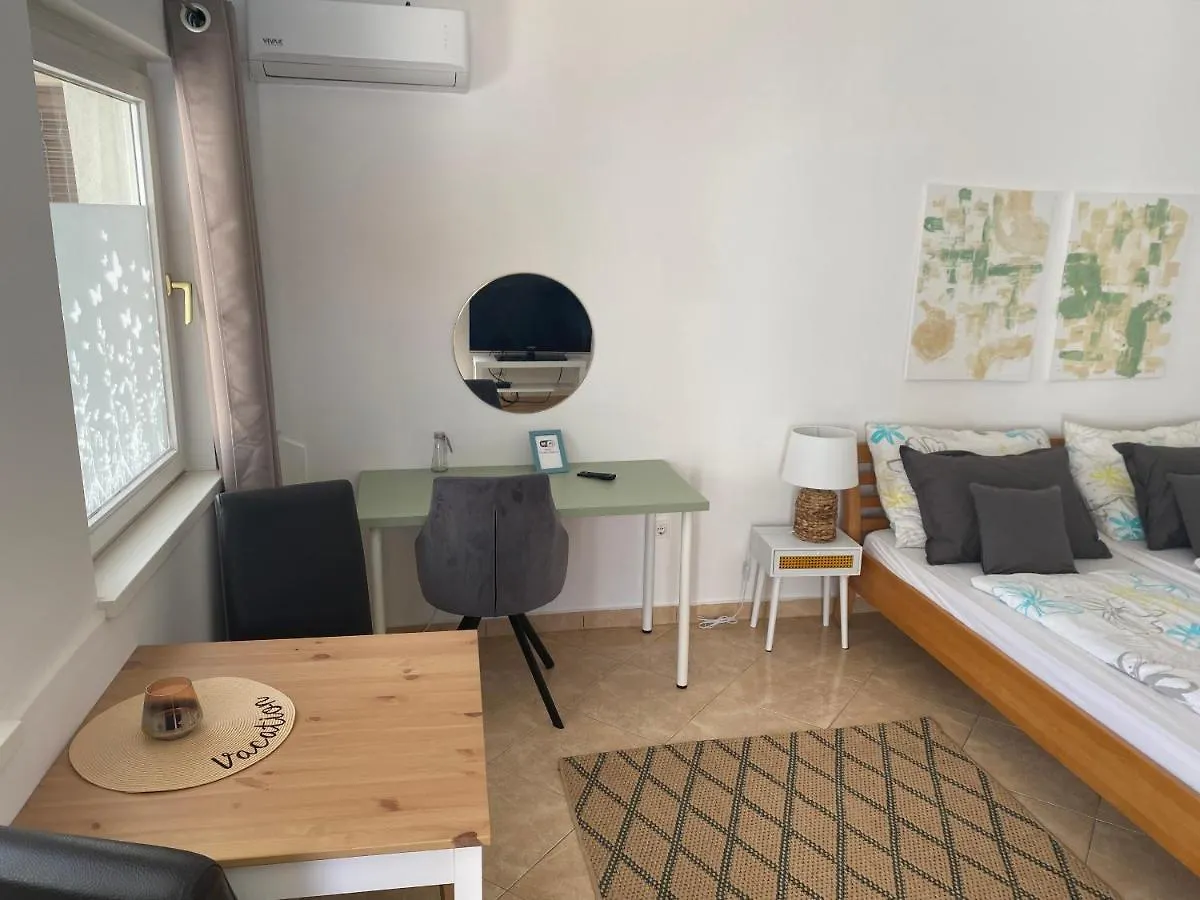 Apartment Anita 3 Porec 0*,