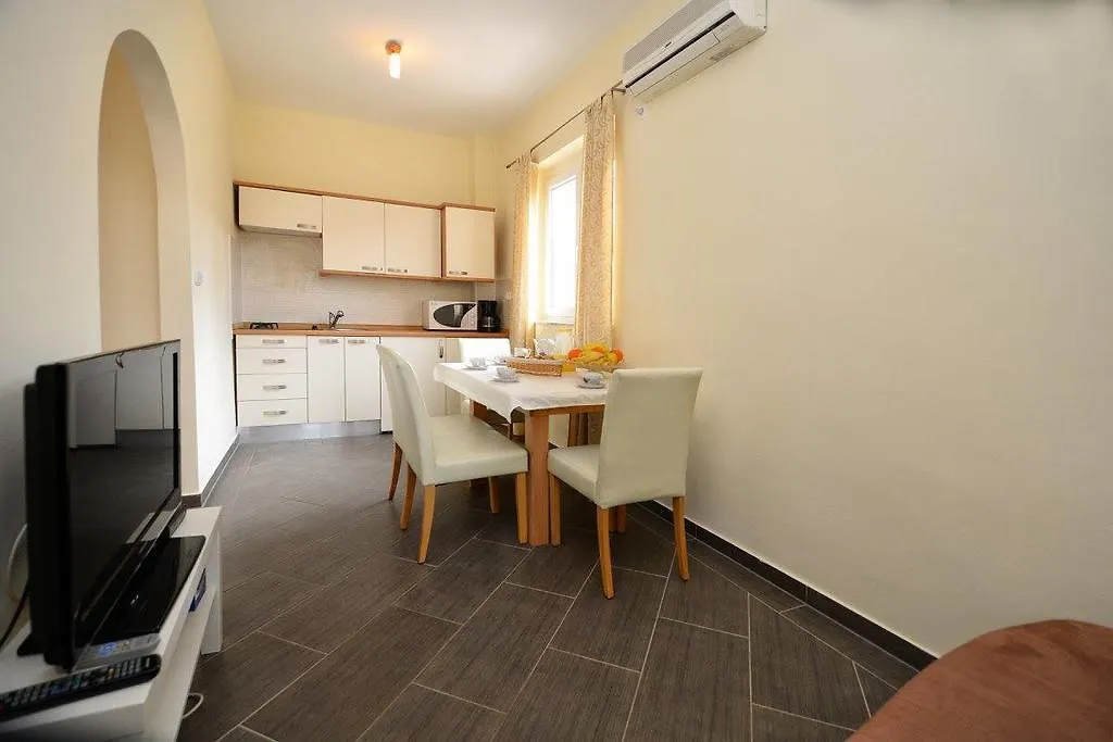 Apartment Anita 3 Porec 0*,